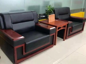 北京沙發(fā)床頭軟包維修與換面翻新服務(wù) 專業(yè)解決皮制布藝家具問題